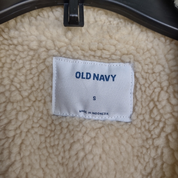 Old navy pink corduroy jacket - Picture 5 of 8